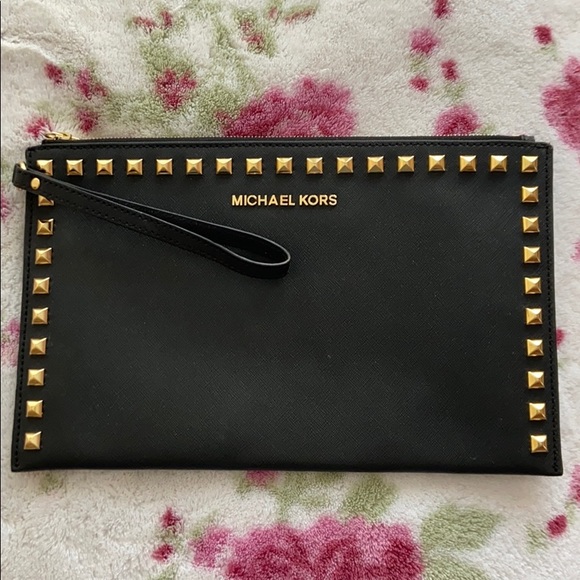 Michael Kors Handbags - Michael Kors Selma Stud Large zip Clutch in Black